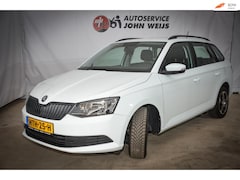 Skoda Fabia - 1.0 TSI Stationwagen, parkeerhulp, airco