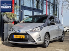 Toyota Yaris - 1.5 Hybrid | Navigatie | Lederen bekleding | Schuif/kanteldak | Climate Control | Licht me