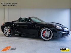 Porsche 718 Boxster S - 2.5 I 1ste eig. I Sport Chrono I 20" I Carplay I Sportstoelen I NL-Auto I Dealer onderhoud