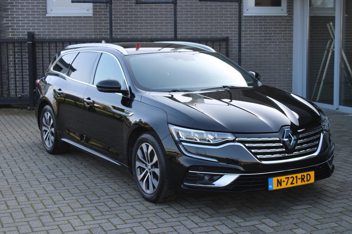 Renault Talisman Estate - 1.3 TCe Business Intens Dealer onderhouden!! - AutoWereld.nl