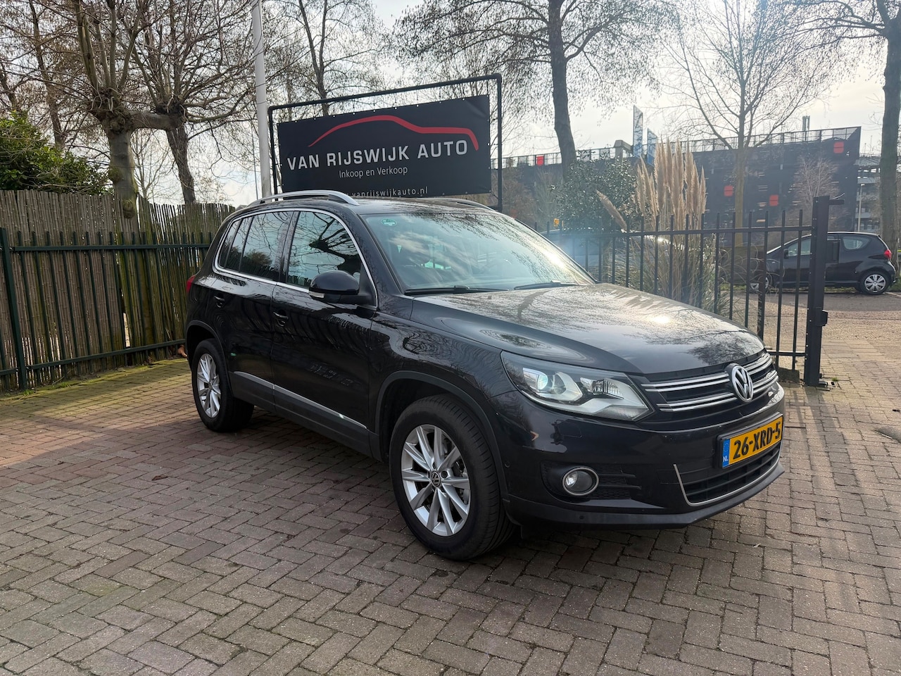 Volkswagen Tiguan - 2.0 TDI Sport&Style Xenon Camera Nav Ex Bpm - AutoWereld.nl