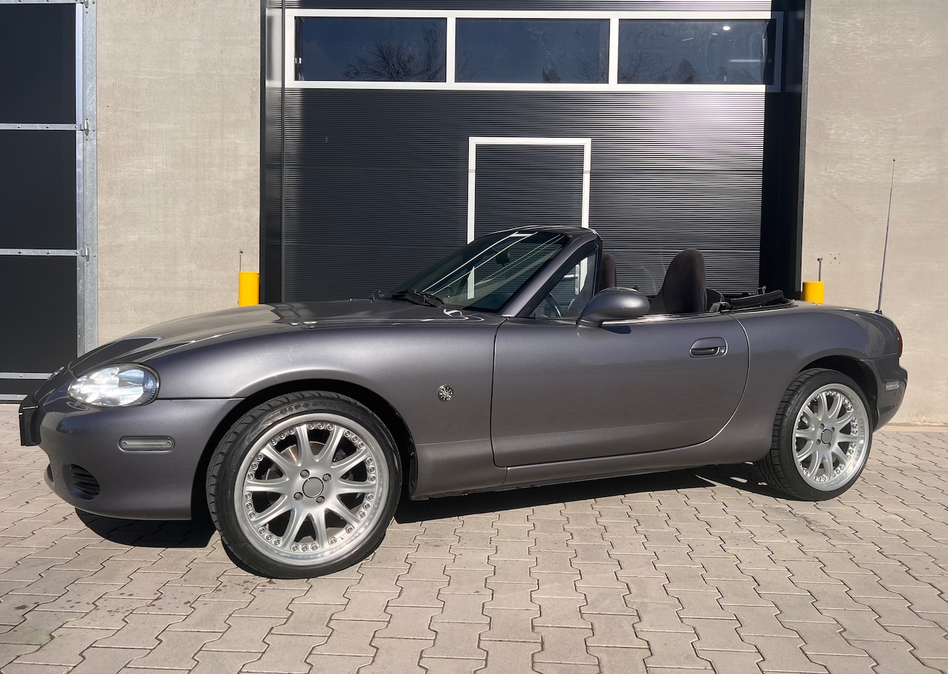 Mazda MX-5 - 1.6i Exclusive AIRCO, APPLE CARPLAY, TOP STAAT - AutoWereld.nl
