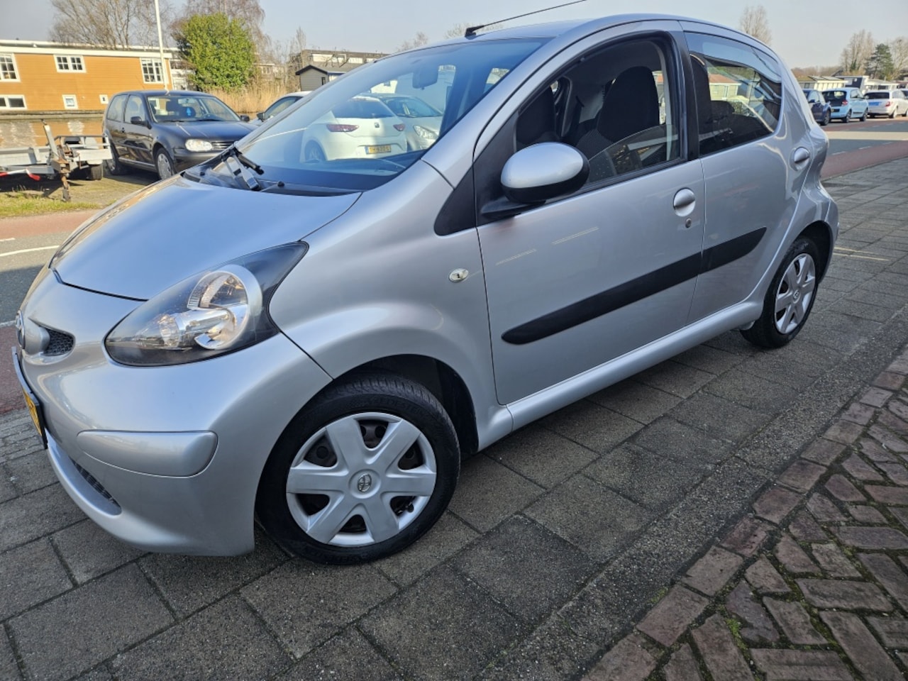 Toyota Aygo - 1.0-12V Comfort 1.0-12V Comfort - AutoWereld.nl