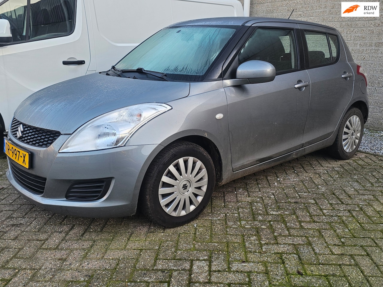 Suzuki Swift - 1.2 Summer EASSS 5Drs/Airco - AutoWereld.nl
