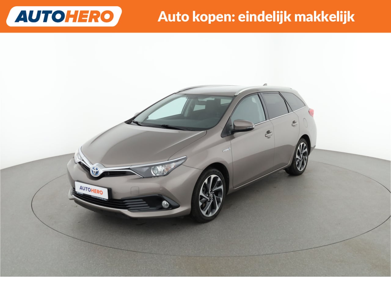 Toyota Auris - 1.8 Hybrid Now Go DR88178 - AutoWereld.nl