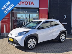Toyota Aygo X - PLAY AUTOMAAT APPLE CAR PLAY & ANDROID AUTO CAMERA ADAPTIVE CRUISE