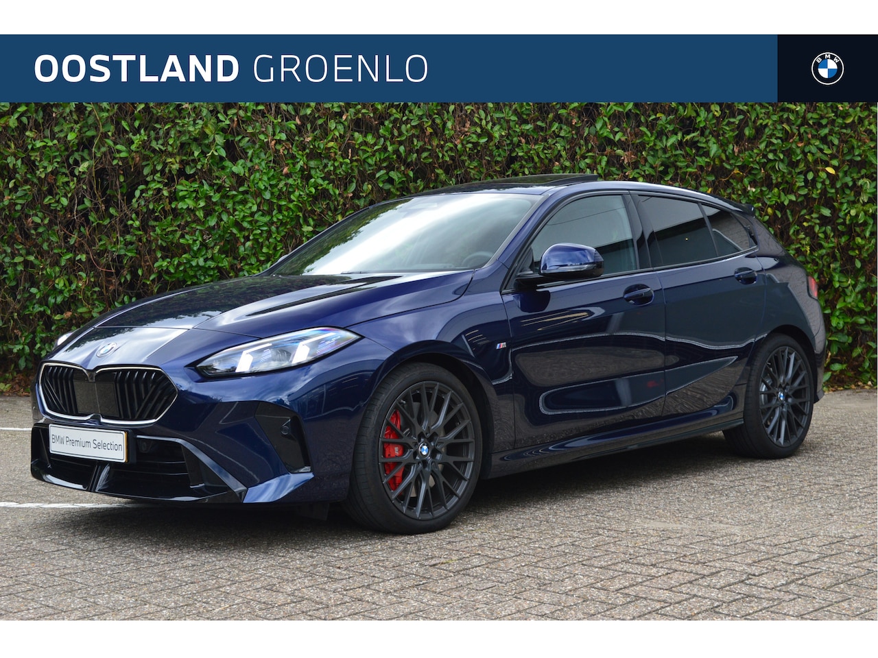 BMW 1-serie - 123 xDrive High Executive Automaat / Panoramadak / M Sportstoelen / Adaptieve LED / M Adap - AutoWereld.nl