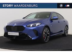 BMW 2-serie Gran Coupé - 220 M Sport Automaat / Sportstoelen / Achteruitrijcamera / Comfort Access / Adaptieve LED