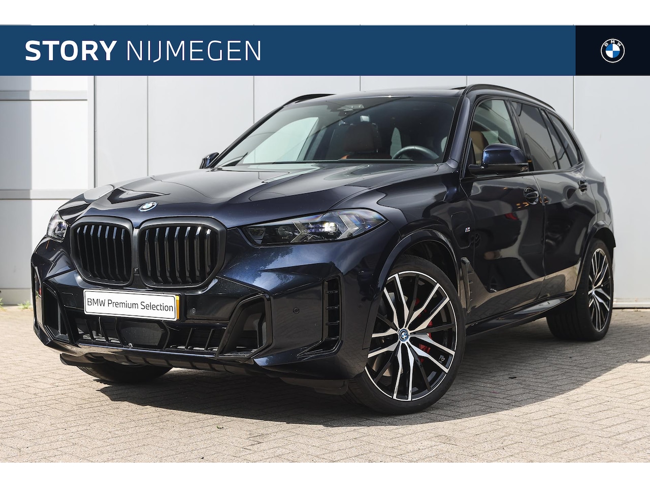 BMW X5 - xDrive50e High Executive M Sport Automaat / Panoramadak Sky Lounge / Trekhaak / Soft-Close - AutoWereld.nl