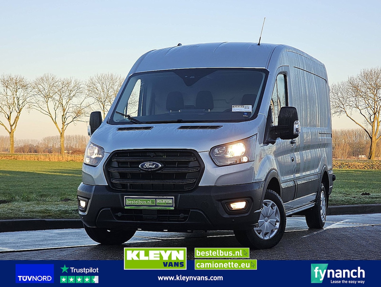 Ford Transit - 2.0 L2H2 Navi Nieuw! - AutoWereld.nl