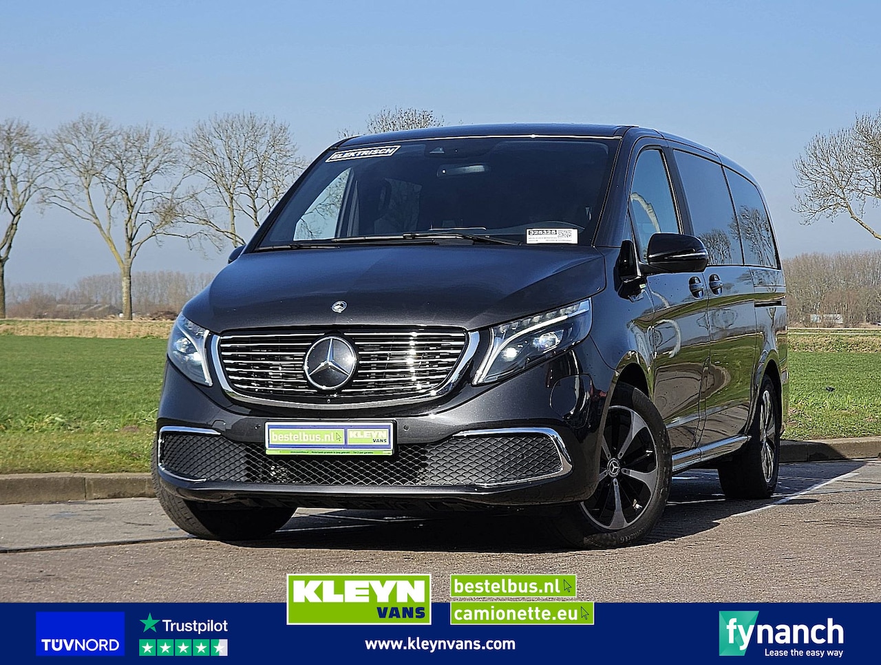 Mercedes-Benz EQV - 300 L2 8-Pers Pano Leer - AutoWereld.nl
