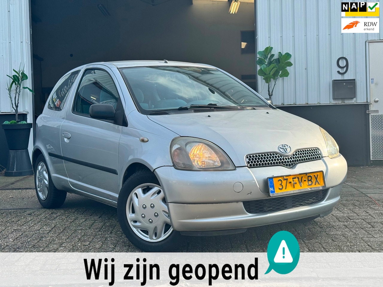 Toyota Yaris - 1.3 | AIRCO | ELEKTRISCHE RAMEN | NIEUWE KOPPELING | APK | NAP | VVT-i - AutoWereld.nl