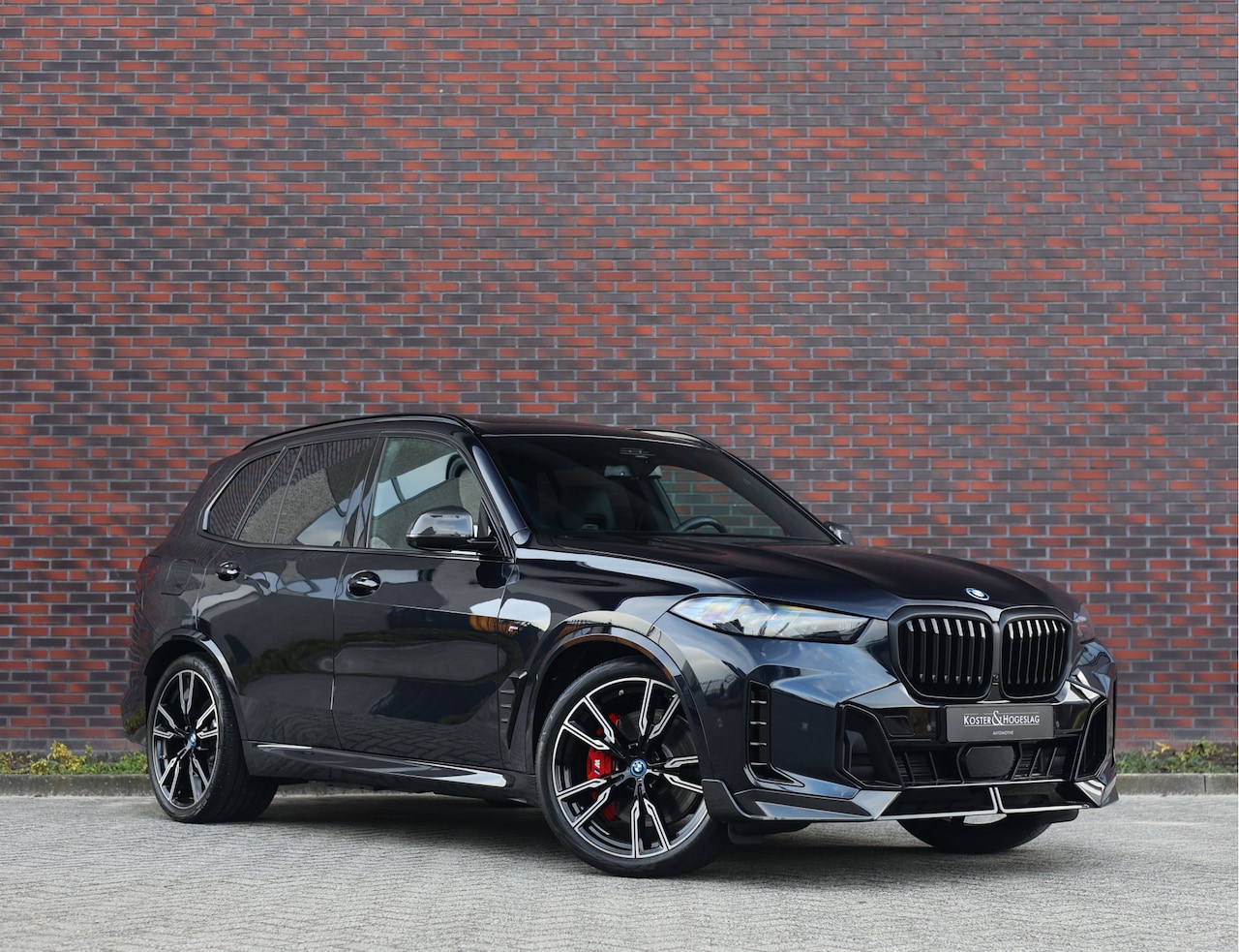 BMW X5 - 50e xDrive | M Performance - Skylounge - Bow&Wil - AutoWereld.nl