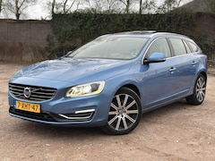 Volvo V60 - 2.4 D6 AWD Plug-In Hybrid Summum AUTOM PANO CRUISE