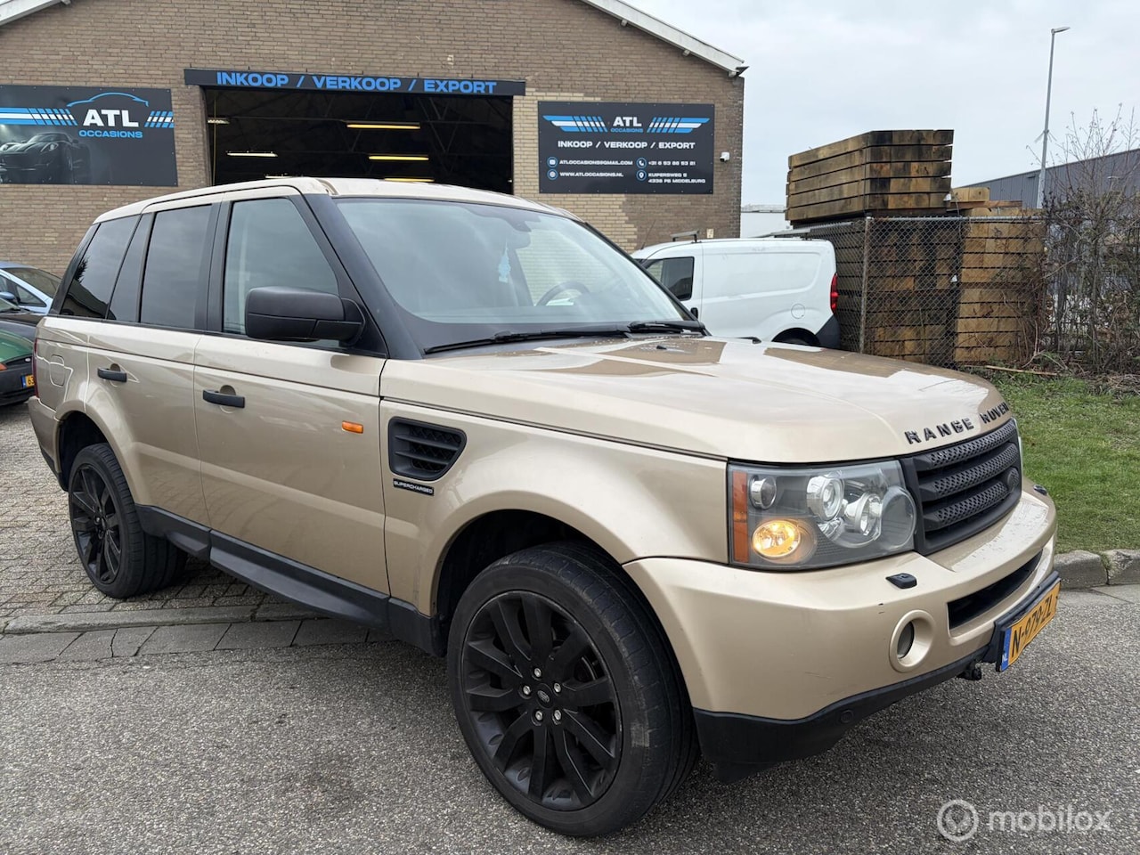 Land Rover Range Rover Sport - 4.2 V8 Supercharged First Edition 4.2 V8 Supercharged First Edition - AutoWereld.nl