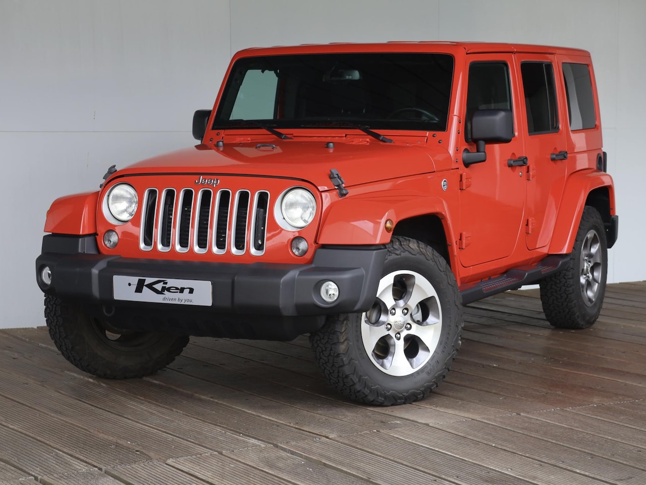 Jeep Wrangler - 2.8 CRD Sahara | Grijs kenteken | Cruise Control | 18 INCH | - AutoWereld.nl