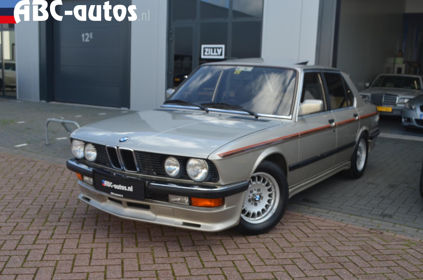BMW 5-serie - 524 TD BBS pakket BMW 5-serie 524 TD Org. BBS pakket 1e eigenaar! 50dkm! - AutoWereld.nl