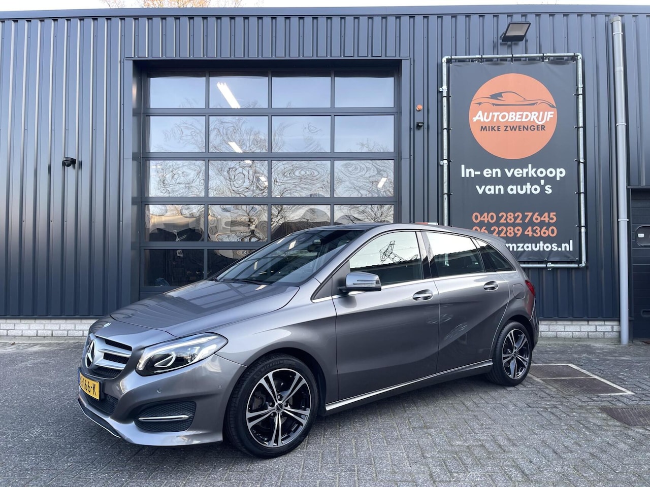 Mercedes-Benz B-klasse - 180 Sport Ambition AUT. CARPLAY|TREKHAAK|CAMERA|LED VERLICHTING|STOELVERWARMING|CRUISE CON - AutoWereld.nl