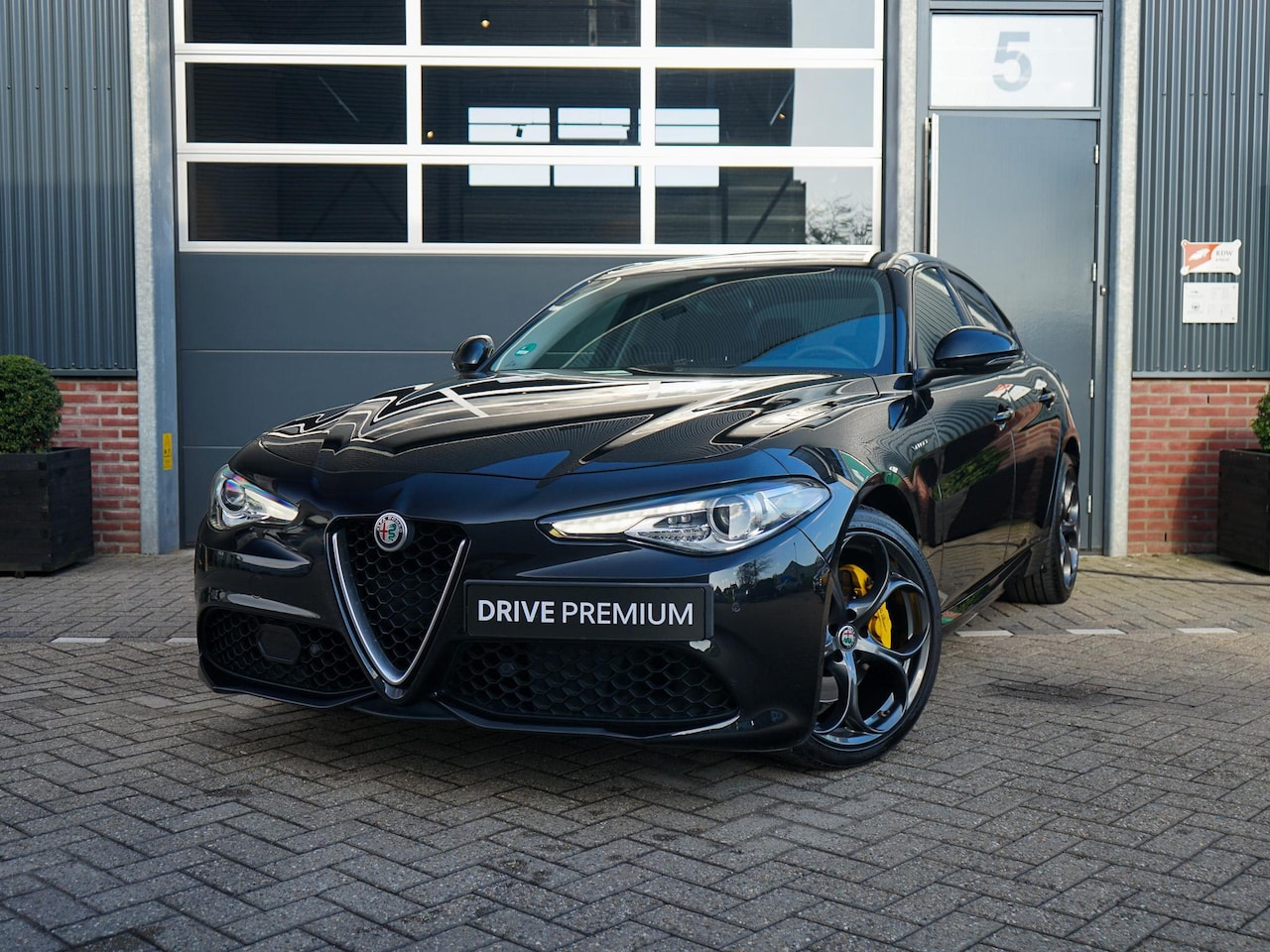 Alfa Romeo Giulia - 2.0 T AWD Veloce 2.0 T AWD Veloce - AutoWereld.nl