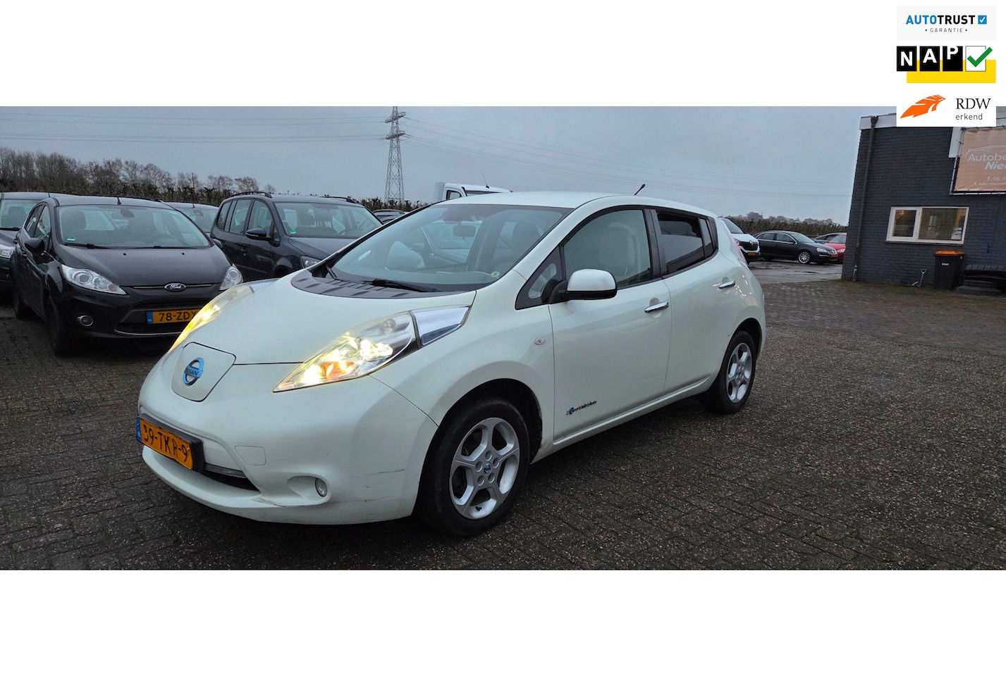 Nissan LEAF - Base 24 kWh Airco Elektric - AutoWereld.nl