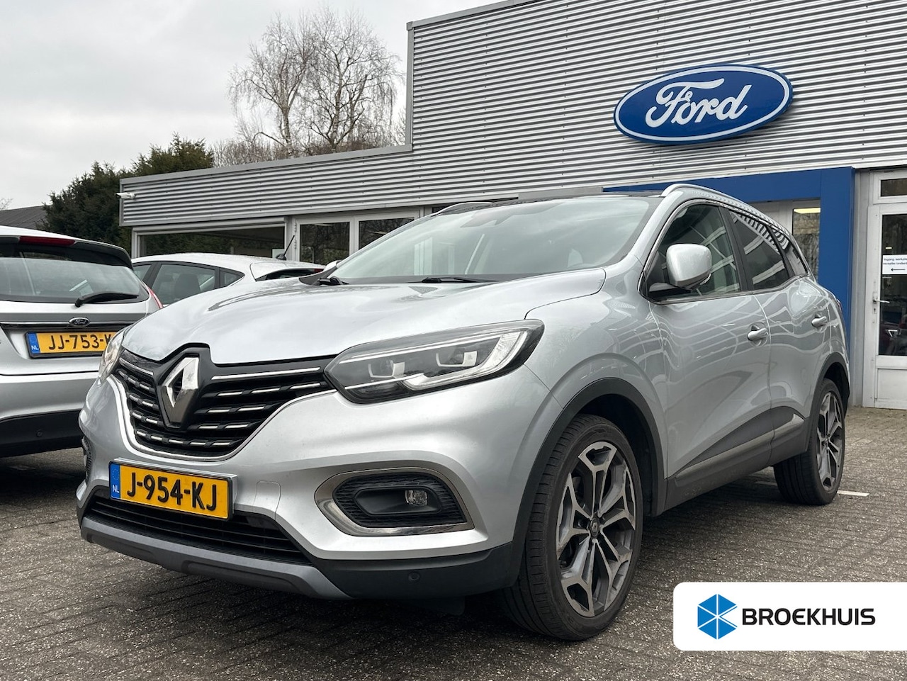 Renault Kadjar - 1.3 TCe Zen | CAMERA | CRUISE | PANODAK | STOELVERWARMING | LED | LANE ASSIST | PARK SENS - AutoWereld.nl