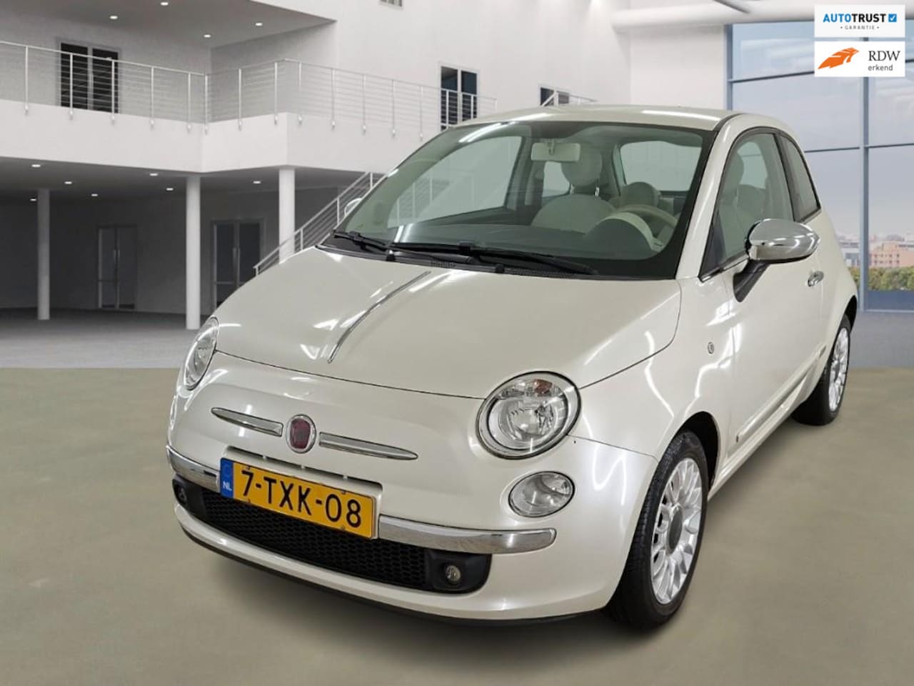 Fiat 500 - 0.9 TwinAir Turbo Easy ZEER LAGE KILOMETERS!! PARELMOER! - AutoWereld.nl