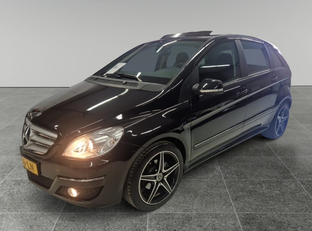 Mercedes-Benz B-klasse - 200 AUTOMAAT Zeer Netjes. - AutoWereld.nl