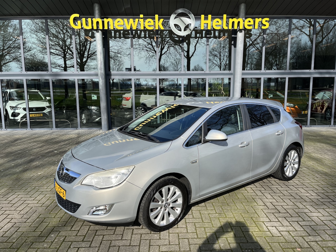 Opel Astra - 1.6 Turbo Cosmo | 179PK | ORG. NL | CLIMA | CRUISE | TREKHAAK AFN. - AutoWereld.nl
