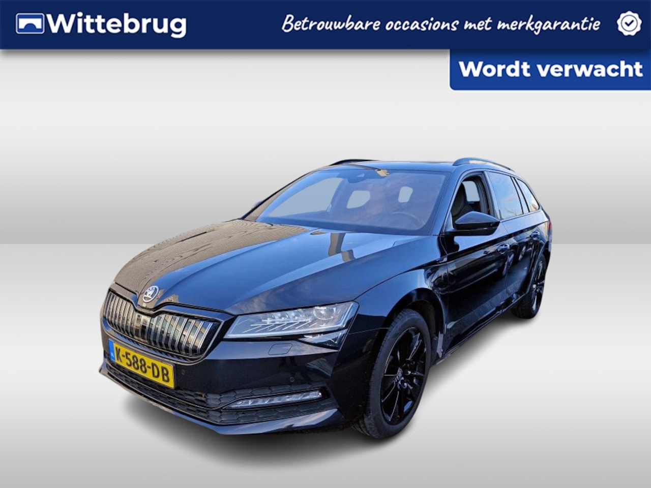 Skoda Superb Combi - 1.4 TSI iV 218pk Sportline Business DSG Automaat Panoramadak / Navigatie / Camera / LED ve - AutoWereld.nl