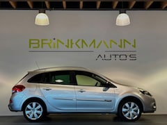 Renault Clio Estate - 1.2 TCE Night & Day - PDC - ECC - Tr.Haak