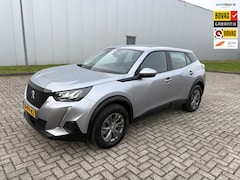 Peugeot 2008 - 1.2 PureTech Active , Navigatie, Parkeersensoren
