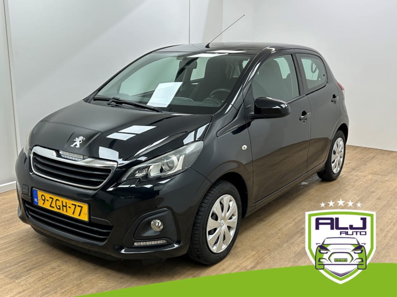 Peugeot 108 - Occasion 1.0 VTi Active | Zwart | Tweedehands Peugeot 108 | Airco | Bluetooth audio - AutoWereld.nl