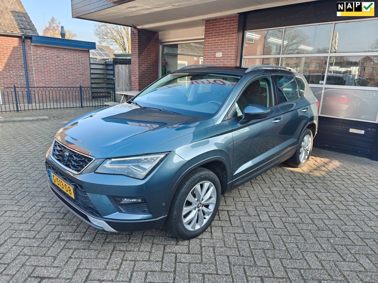 SEAT Ateca - 1.5 TSI Style Business Intense 1.5 TSI Style Business Intense, Trekhaak, Camera, PDC, Led, Cruise, NAP - AutoWereld.nl