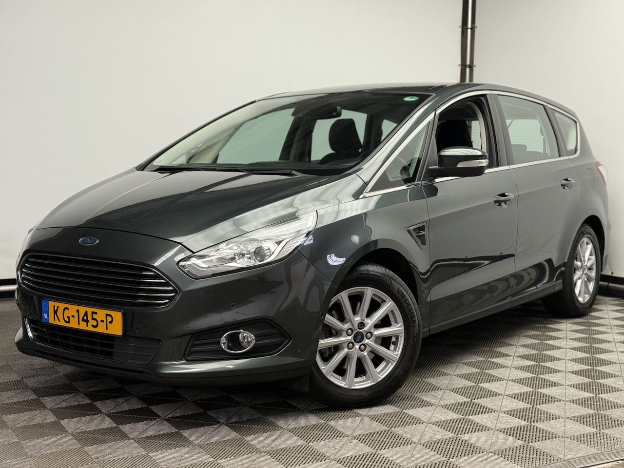 Ford S-Max - 1.5 Titanium Navi ECC Trekhaak NL Auto - AutoWereld.nl