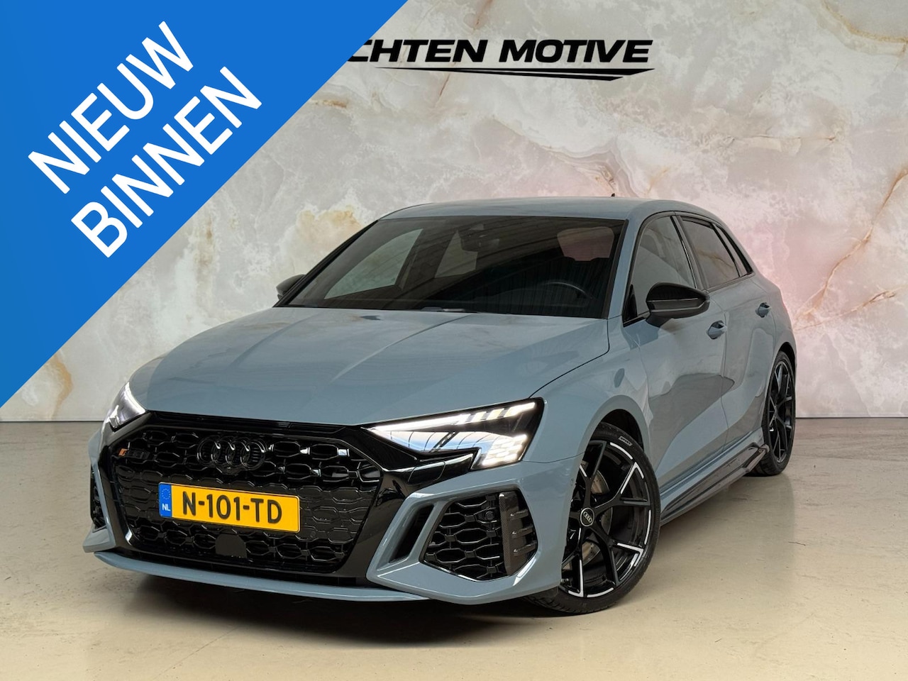 Audi A3 Sportback - 2.5 TFSI RS 3 quattro / Urban / Akrapovic / - AutoWereld.nl