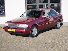 Mercedes-Benz C-klasse - 180 Elegance Automaat 59.000km