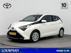 Toyota Aygo - 1.0 VVT-i x-play | Airco | Parkeercamera | Apple Carplay / Android Auto |