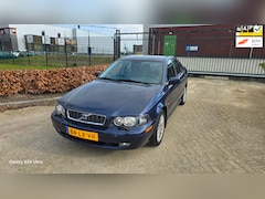 Volvo S40 - 2.0 Europa AUTOMAAT XENON LEDER PDC NAP