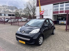 Peugeot 107 - 1.0 12V 68PK XS Automaat 5D Airco