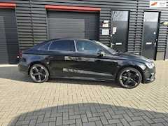 Audi A3 Limousine - 1.6 TDI Attraction S-Line | DAK | NAVI | PDC | STOELVERW.| ELEC. PAKKET
