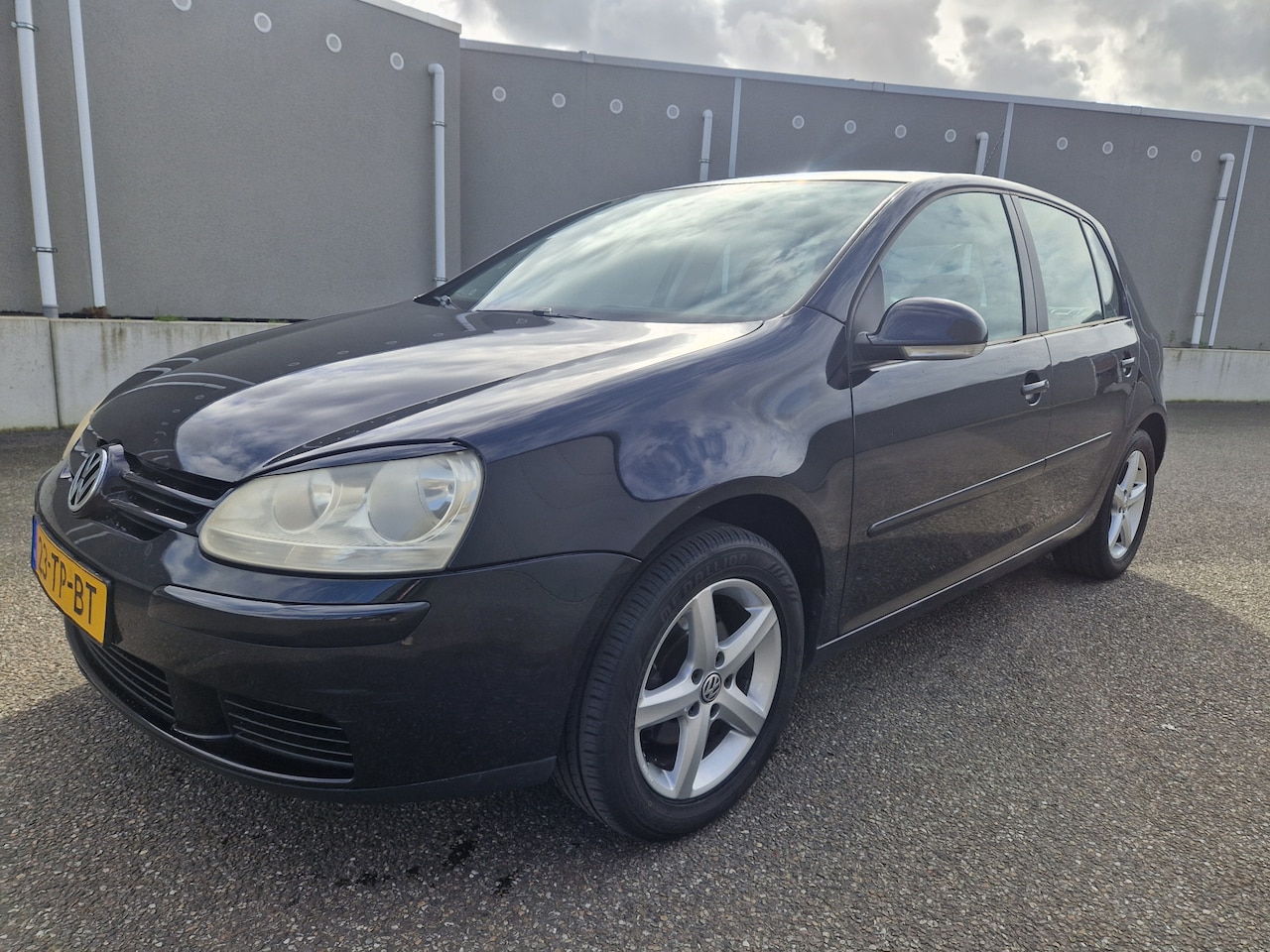 Volkswagen Golf - 1.6 FSI Optive 2 1.6 FSI Optive 2 - AutoWereld.nl