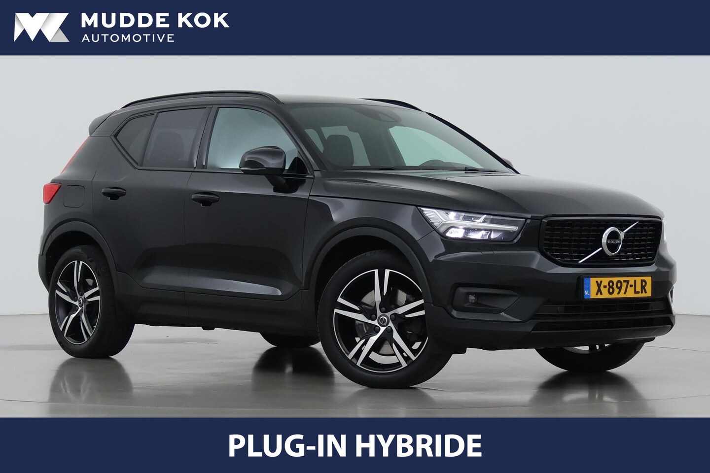 Volvo XC40 - T5 Recharge R-Design | Trekhaak | Camera | Stoel+Stuurverwarming | Getint Glas | Vol-Leder - AutoWereld.nl