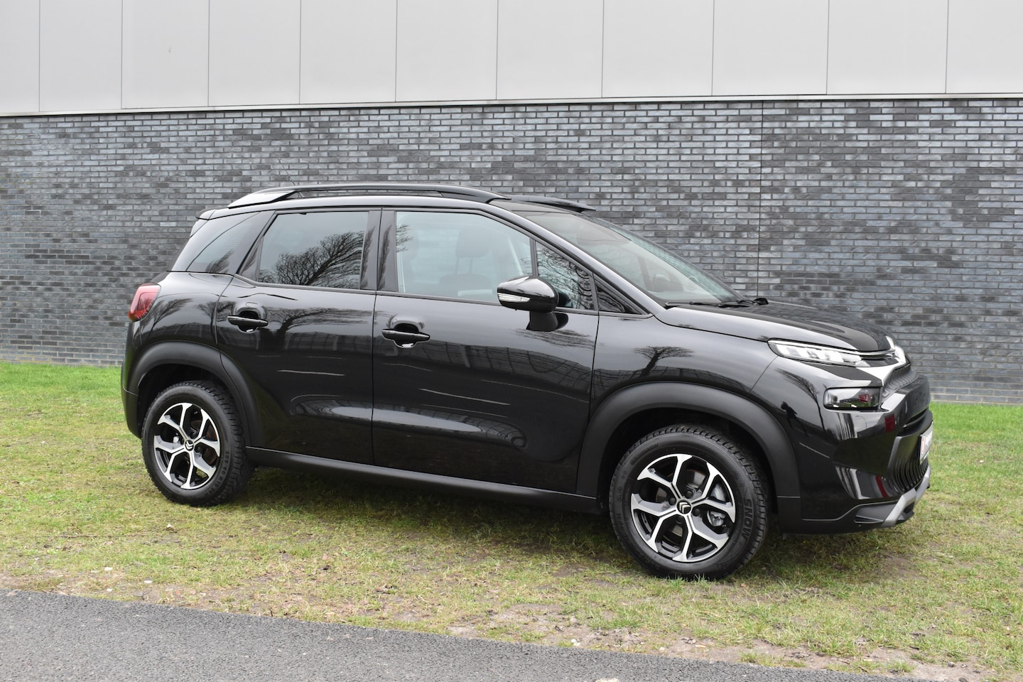 Citroën C3 Aircross - 1.2 PureTech Shine Automaat Navigatie btw auto - AutoWereld.nl