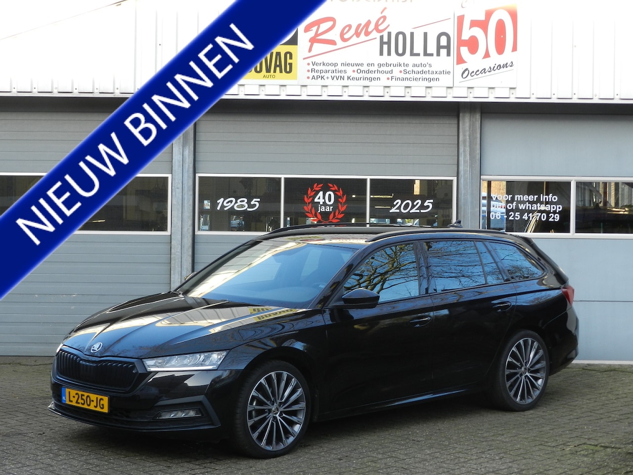 Skoda Octavia Combi - 1.5 e-TSI Sport Business DSG Combi full options - AutoWereld.nl