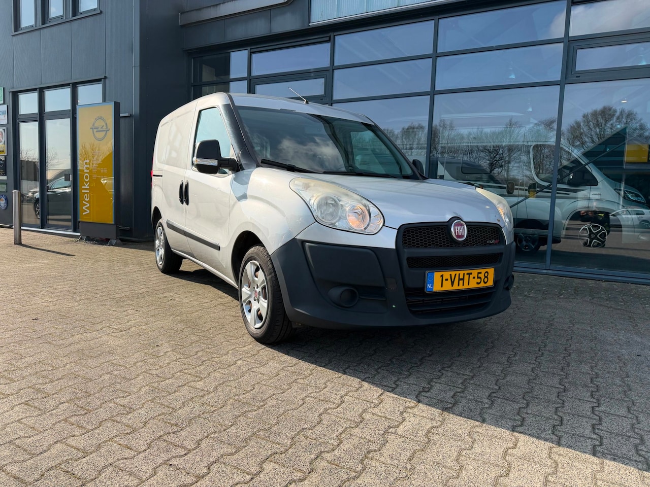 Fiat Doblò Cargo - 1.3 MultiJet trekhaak, cruisecontrol, Tomtom,AC Marge - AutoWereld.nl