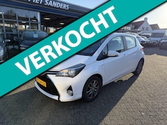 Toyota Yaris - 1.5 Hybrid I Camera I Cruise I Stoelverw. I Clima I