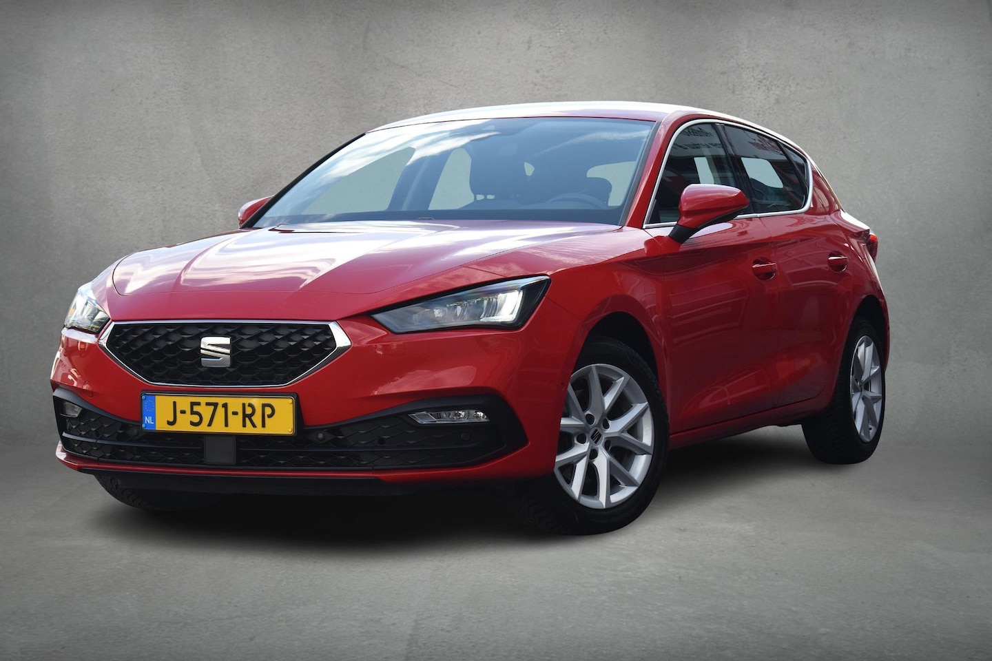 SEAT Leon - 1.0 TSI Style Launch Edition | Apple CarPlay | Stuur- en Stoelverw. | Camera - AutoWereld.nl