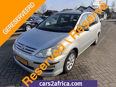 Toyota Avensis Verso - 2.0i Linea Sol 6p