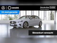 Mercedes-Benz A-klasse - 180 Business Solution | Trekhaak | Stoelverwarming | Widescreen | Achteruitrijcamera |