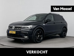 Volkswagen Tiguan - 1.5 TSI ACT Highline Business R | 19 inch velgen | Trekhaak | head-up display | Panoramada